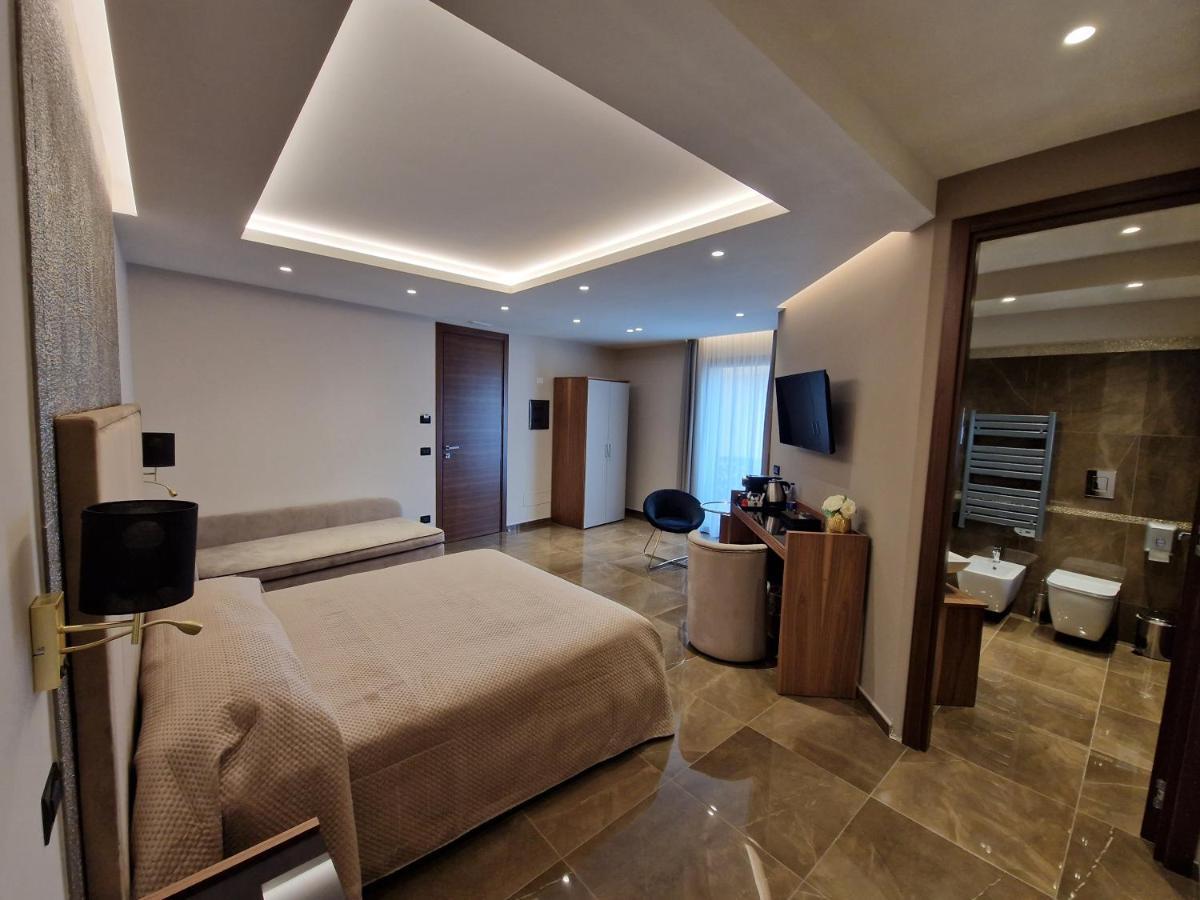 Beatus Suites And Rooms B&B Canicattì Extérieur photo
