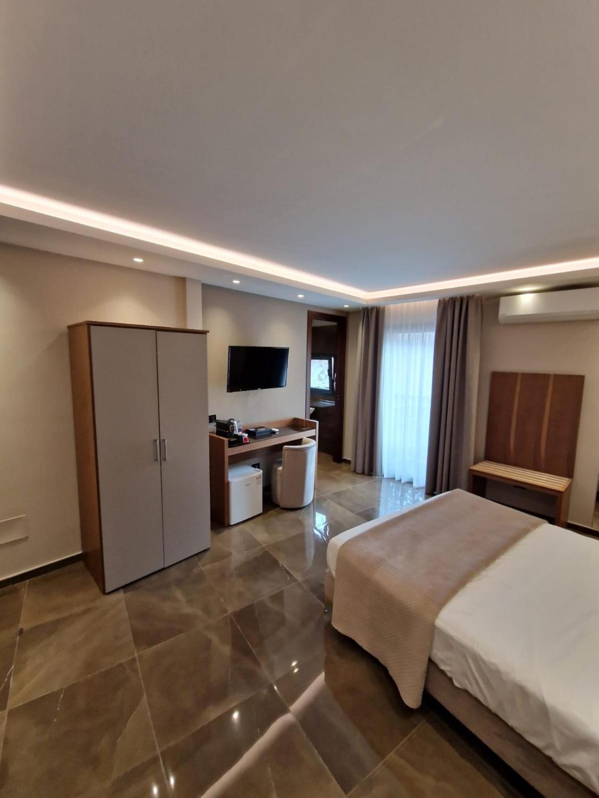 Beatus Suites And Rooms B&B Canicattì Extérieur photo